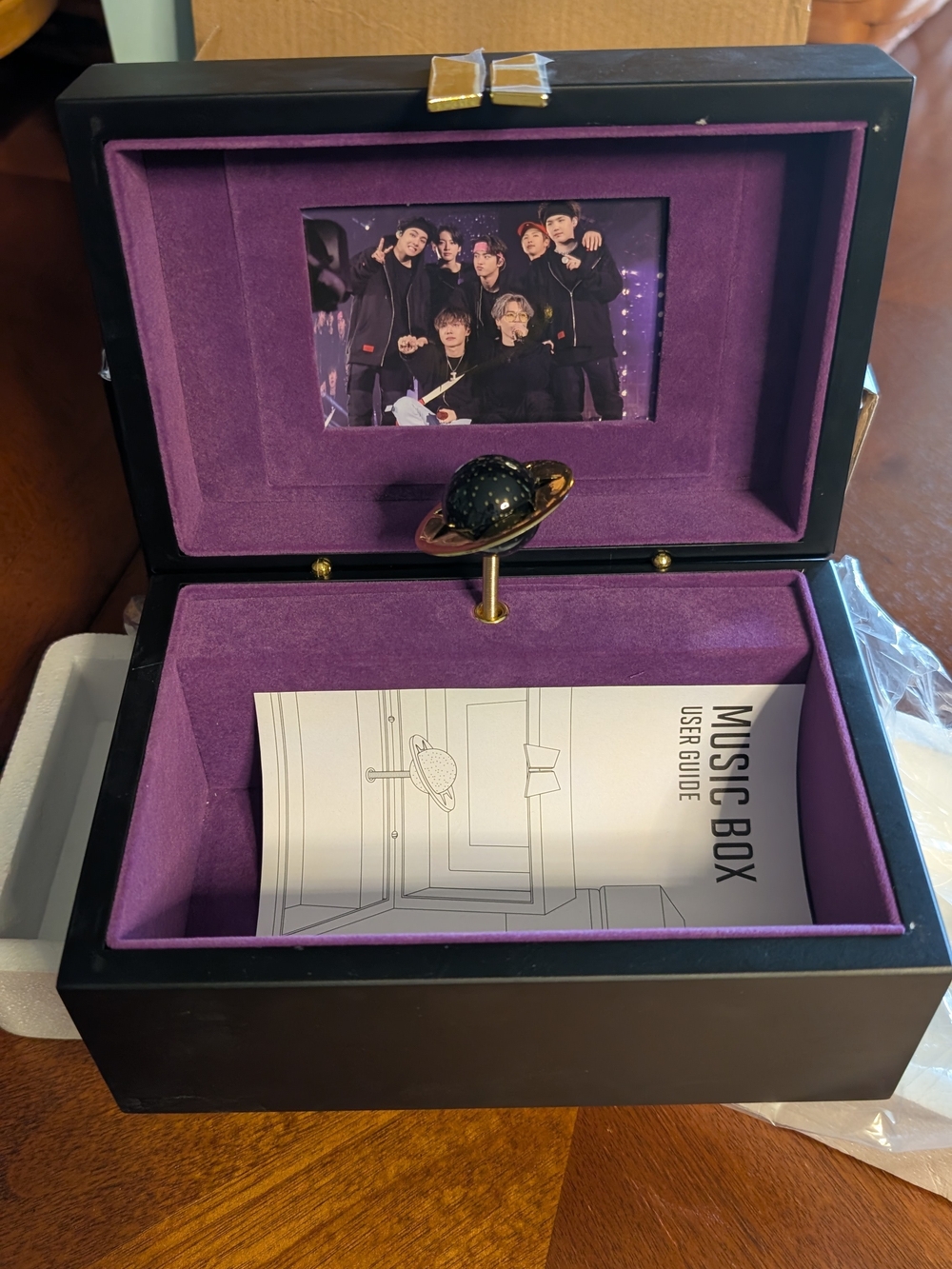 Weverse- Merch Box #6 - BTS Music Box - Picture 8 of 10